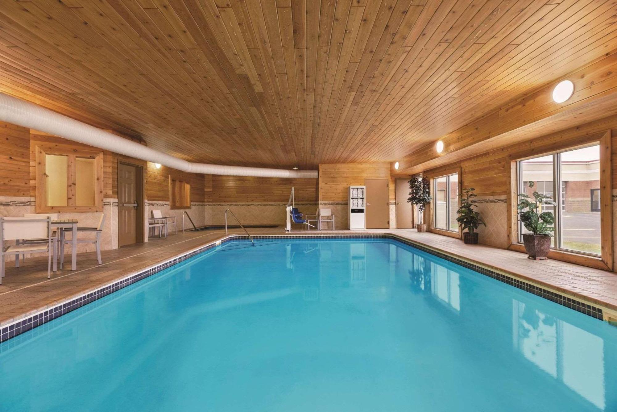 Country Inn & Suites By Radisson, Forest Lake, Mn 외부 사진